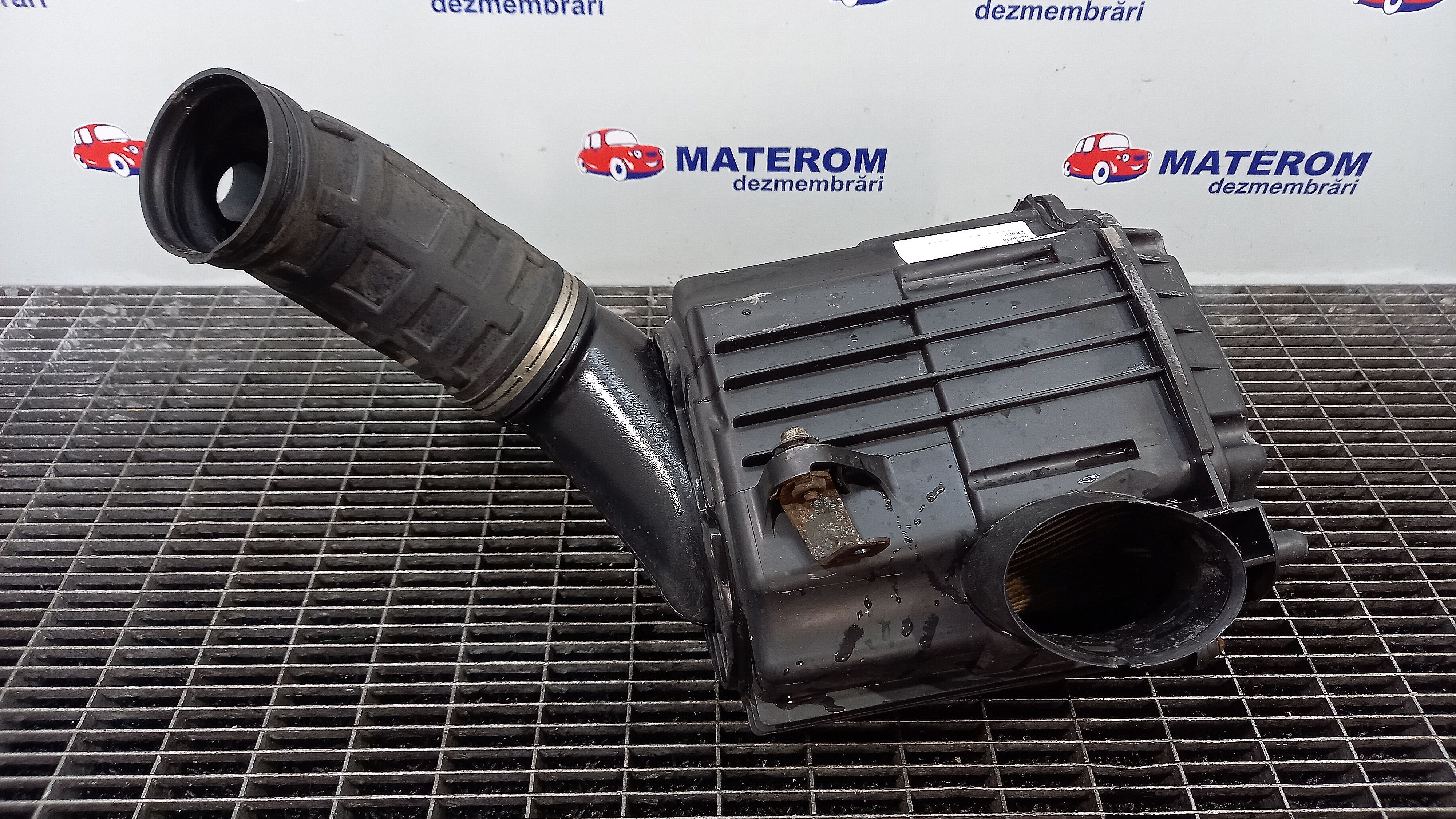 Carcasa filtru aer ALFA ROMEO 159, 1.9 JTDM - Dezmembrari auto MATEROM