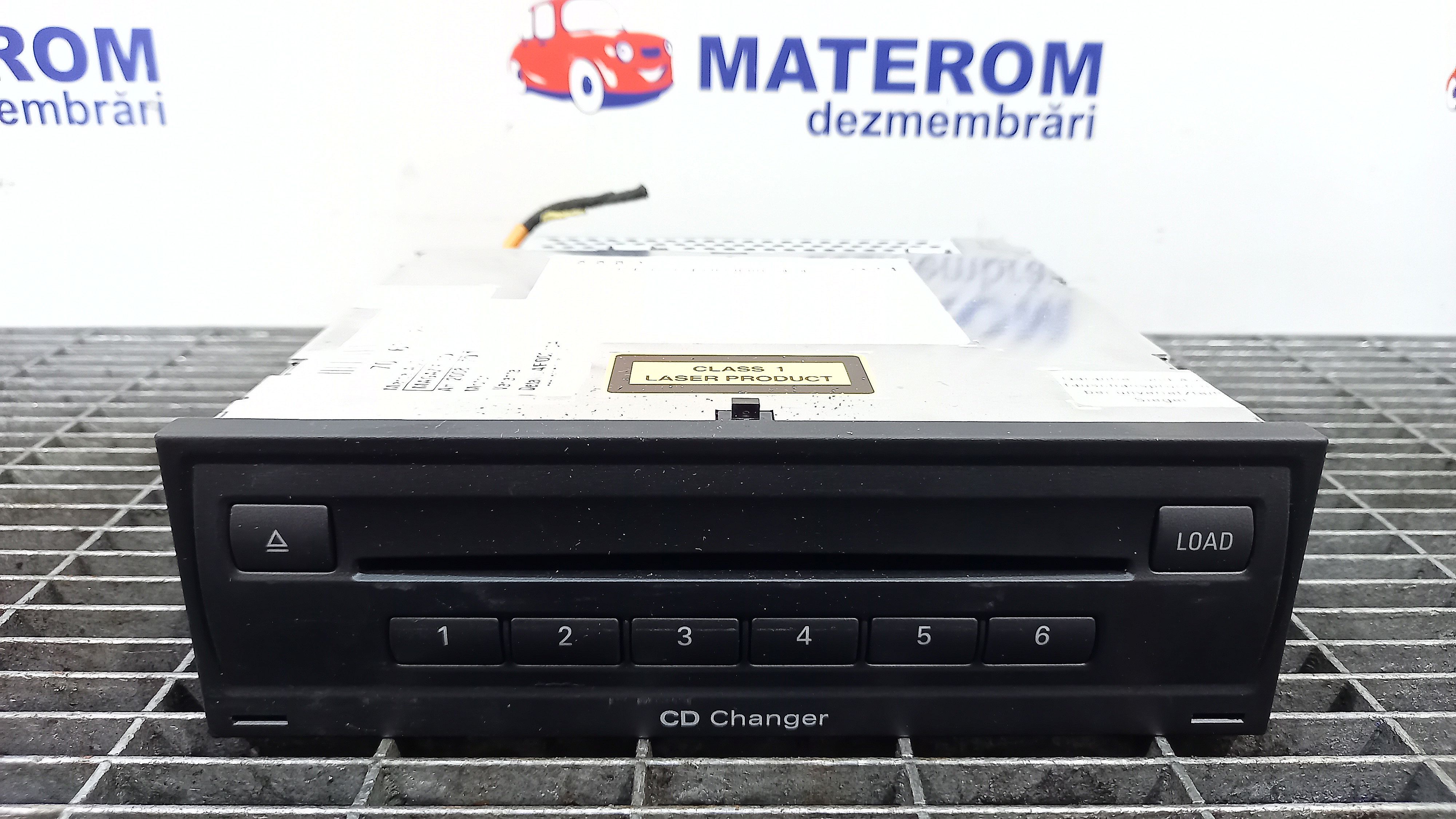 Magazie cd AUDI A6 4F0035110A - Dezmembrari auto MATEROM
