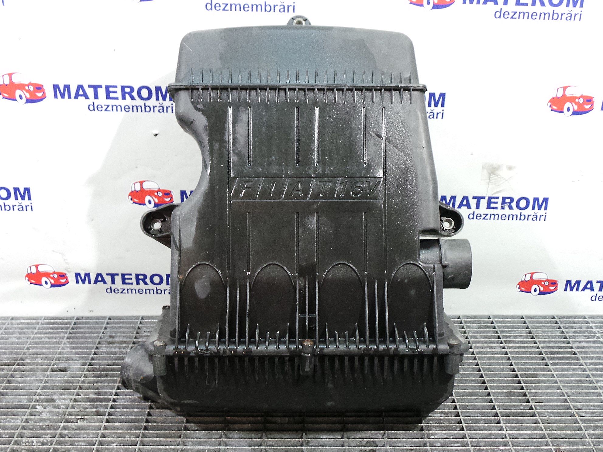 Carcasa filtru aer FIAT PUNTO, 1.2 INJ 16V - Dezmembrari auto MATEROM